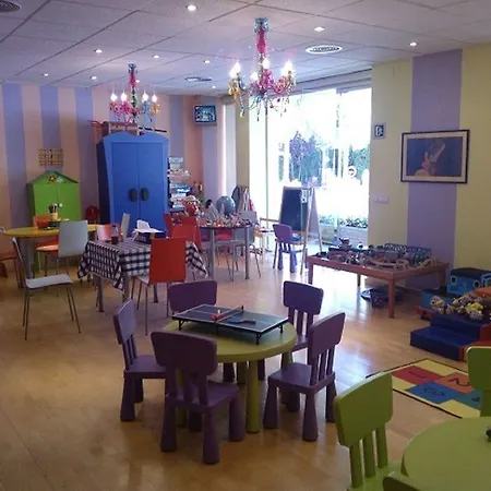 ألفا بارك كوستا برافا 4* يوريت دي مار