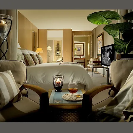 Hotel Suites Del Mar Fenals 4*