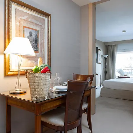 Suites Del Mar Fenals 4*