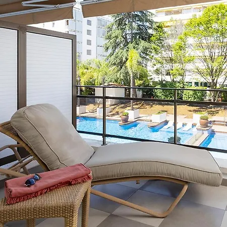 Suites Del Mar Fenals 4*