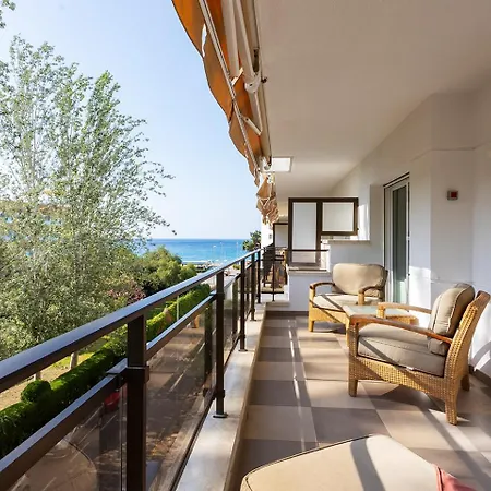 Suites Del Mar Fenals Hotel 4*